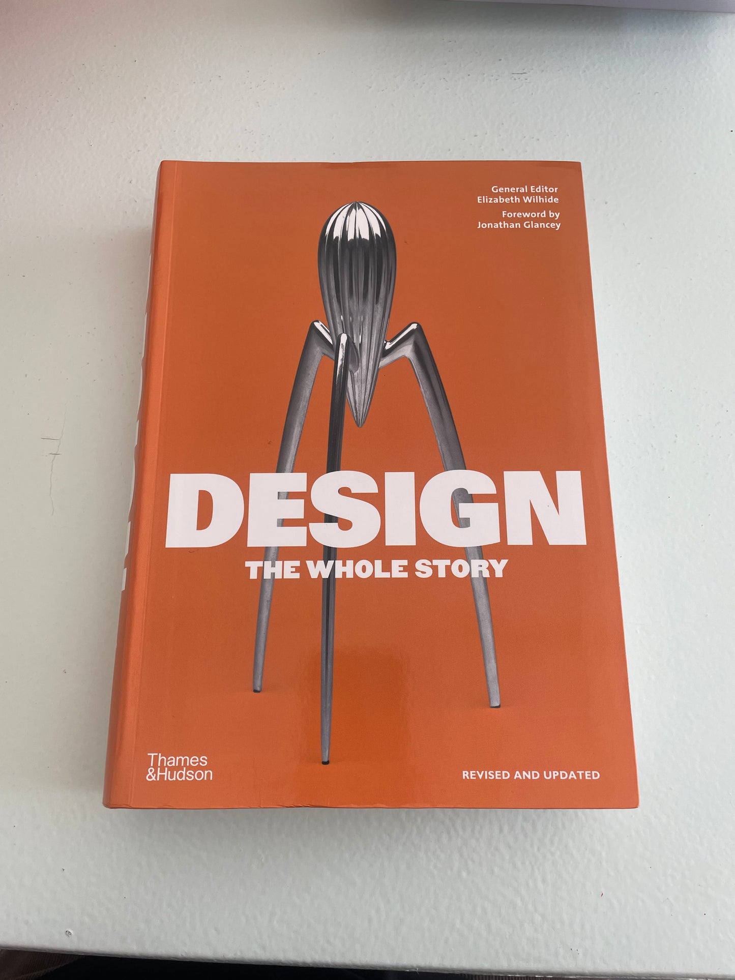 Design the whole story - Thames & Hudson